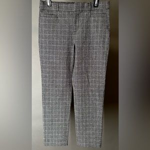Woman’s size 4 Banana Republic slacks